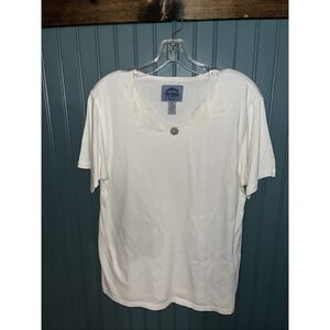 cambridge dry goods womens med shirt white Pull Over Short Sleeve